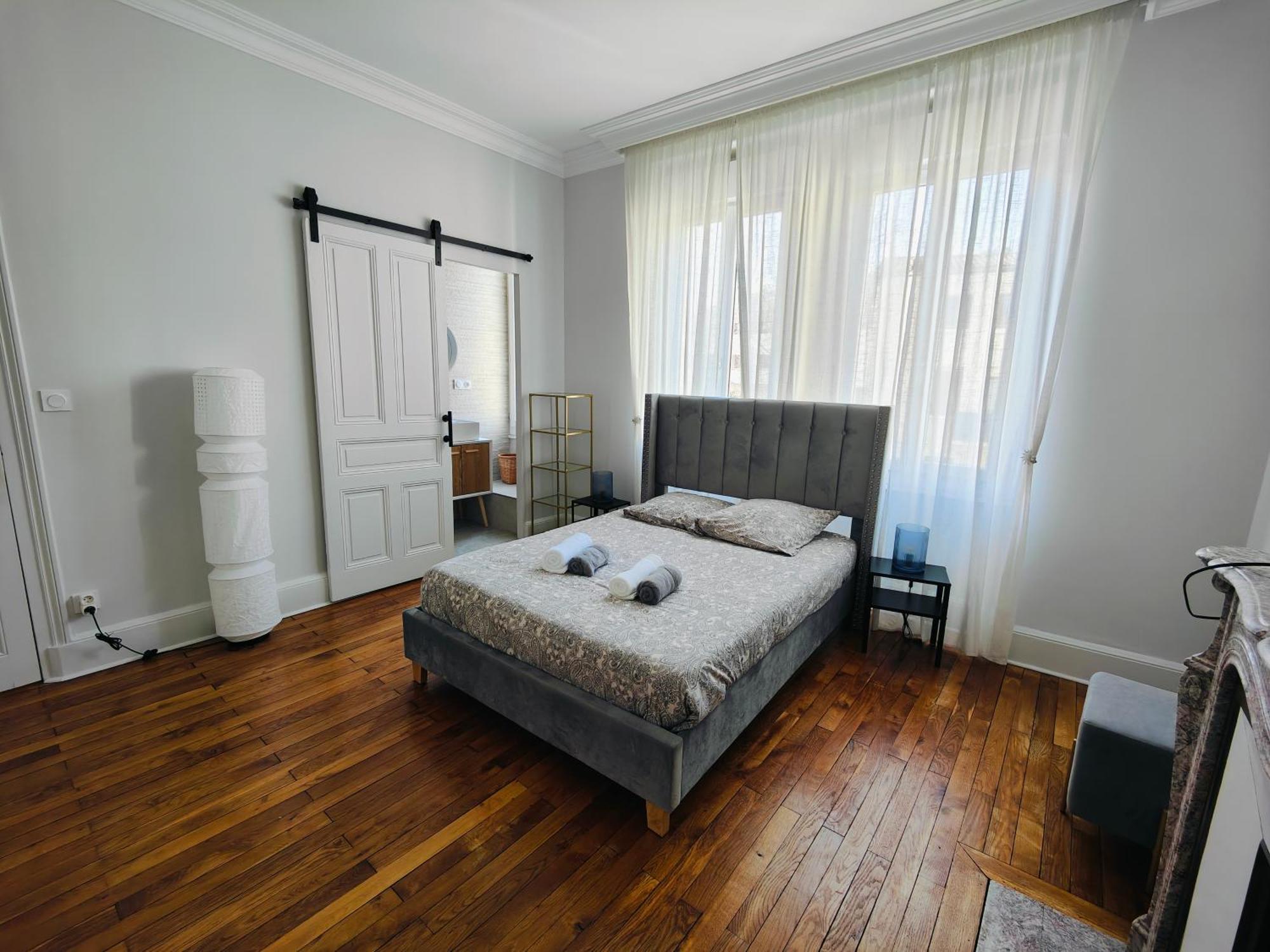 Self-Checkin Town House - Rooms To Rent In A Beautiful Modern Town House - Not A Hotel - Location De Chambres Avec Arrivee En Autonomie - Extra Fee For Sheets And Towels - Private Parking - Check Your Plateform Inbox And Follow Check-In Instructions Saint-Romain-en-Gal Exterior photo