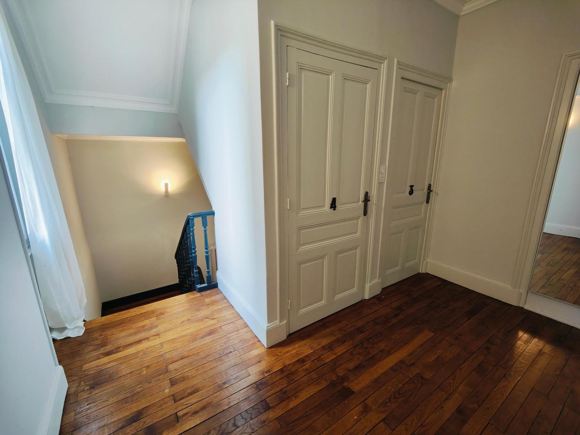 Self-Checkin Town House - Rooms To Rent In A Beautiful Modern Town House - Not A Hotel - Location De Chambres Avec Arrivee En Autonomie - Extra Fee For Sheets And Towels - Private Parking - Check Your Plateform Inbox And Follow Check-In Instructions Saint-Romain-en-Gal Exterior photo
