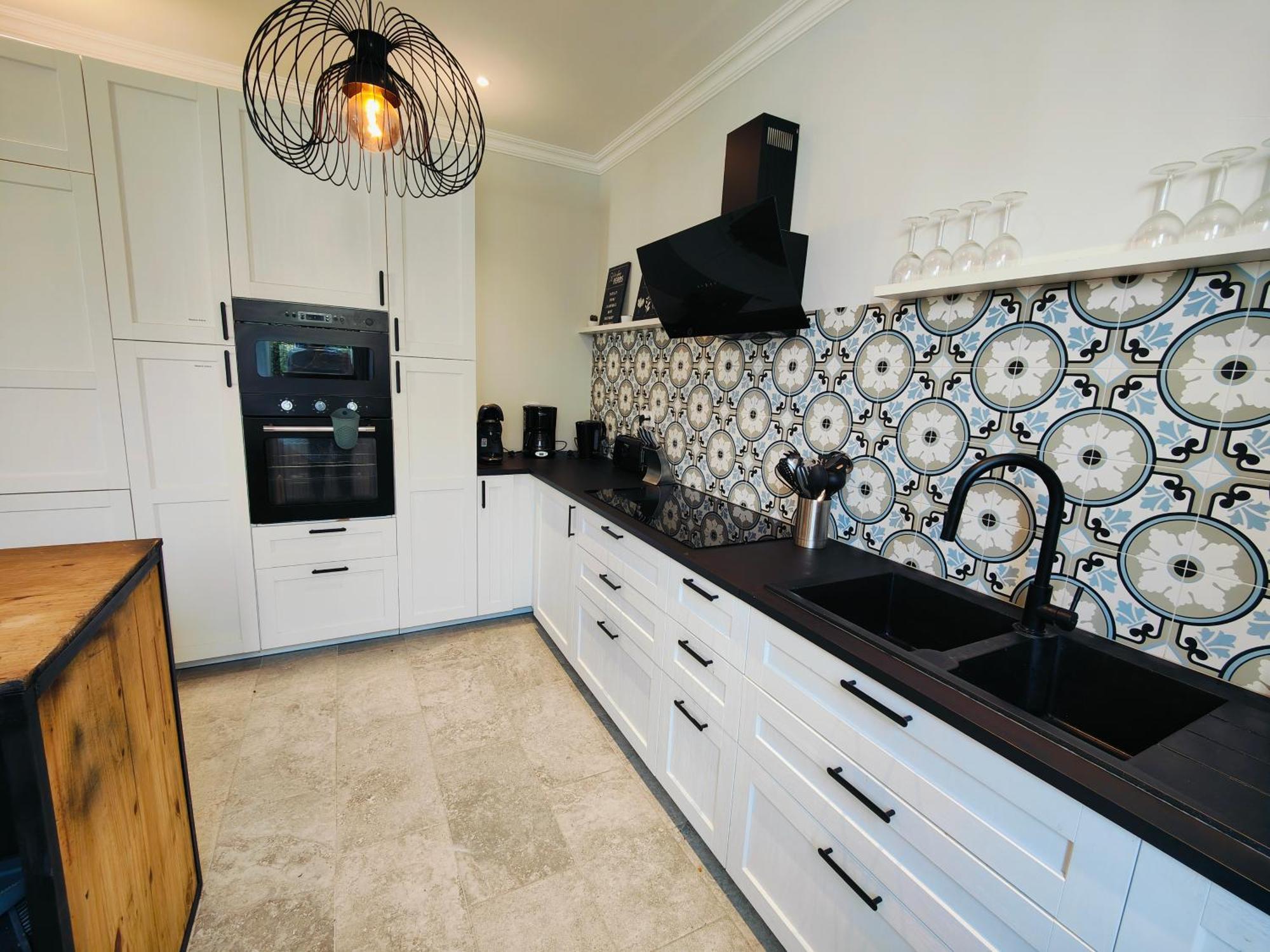 Self-Checkin Town House - Rooms To Rent In A Beautiful Modern Town House - Not A Hotel - Location De Chambres Avec Arrivee En Autonomie - Extra Fee For Sheets And Towels - Private Parking - Check Your Plateform Inbox And Follow Check-In Instructions Saint-Romain-en-Gal Exterior photo